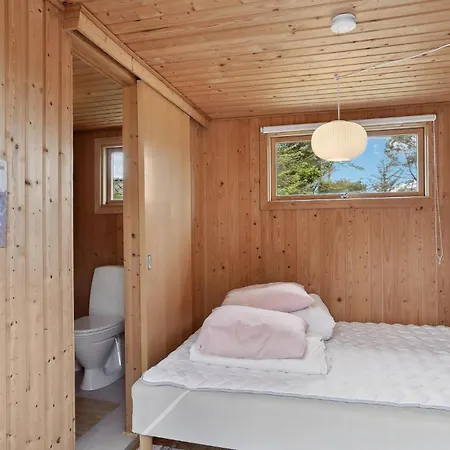 Casa vacanze Awesome In With Kitchen Saltum