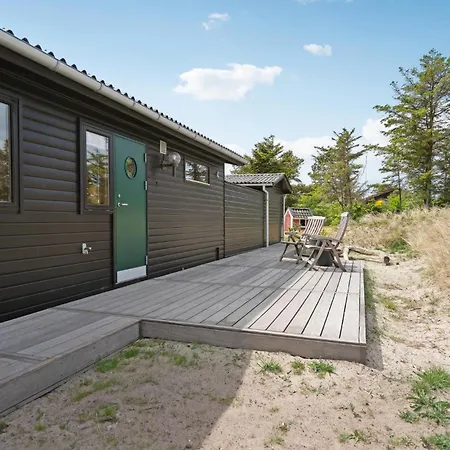 Casa vacanze Awesome In With Kitchen Saltum